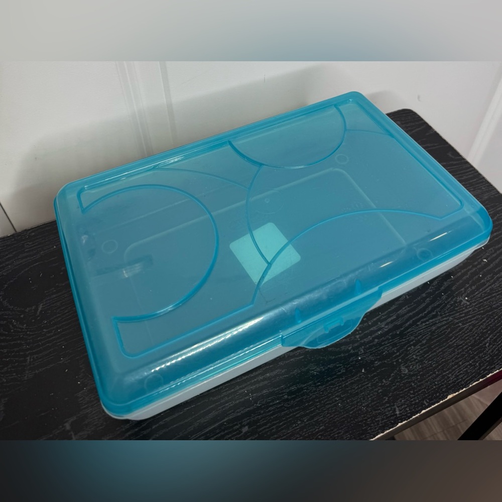 Supply Container